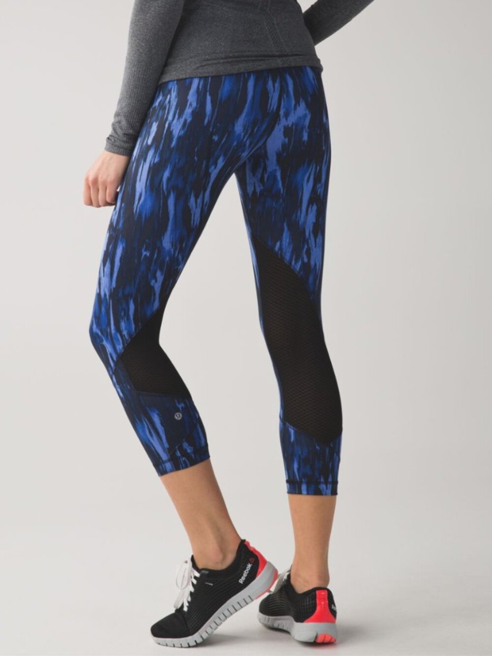Lululemon Luxtreme Pace Rival Crop - Painted Animal Sprinkler Black - sz 4